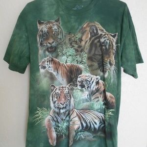 The Mountain Tee T Shirt medium